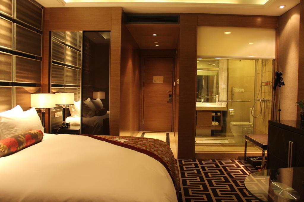 Brigh Radiance Hotel Jentaj Kültér fotó