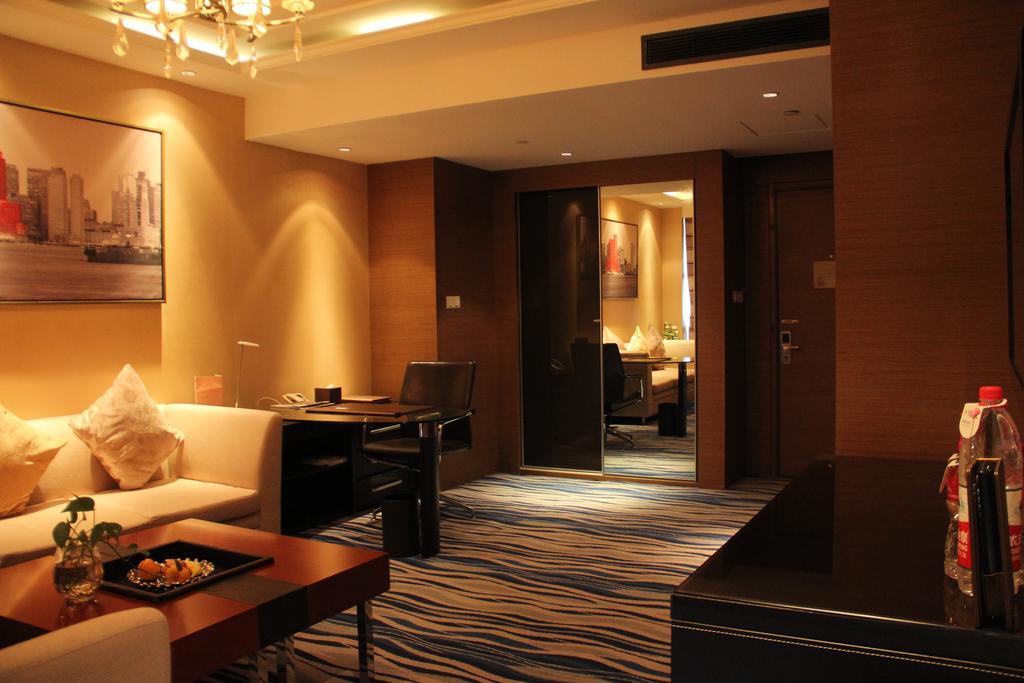 Brigh Radiance Hotel Jentaj Kültér fotó
