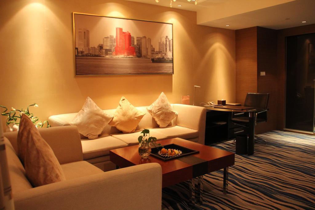 Brigh Radiance Hotel Jentaj Kültér fotó