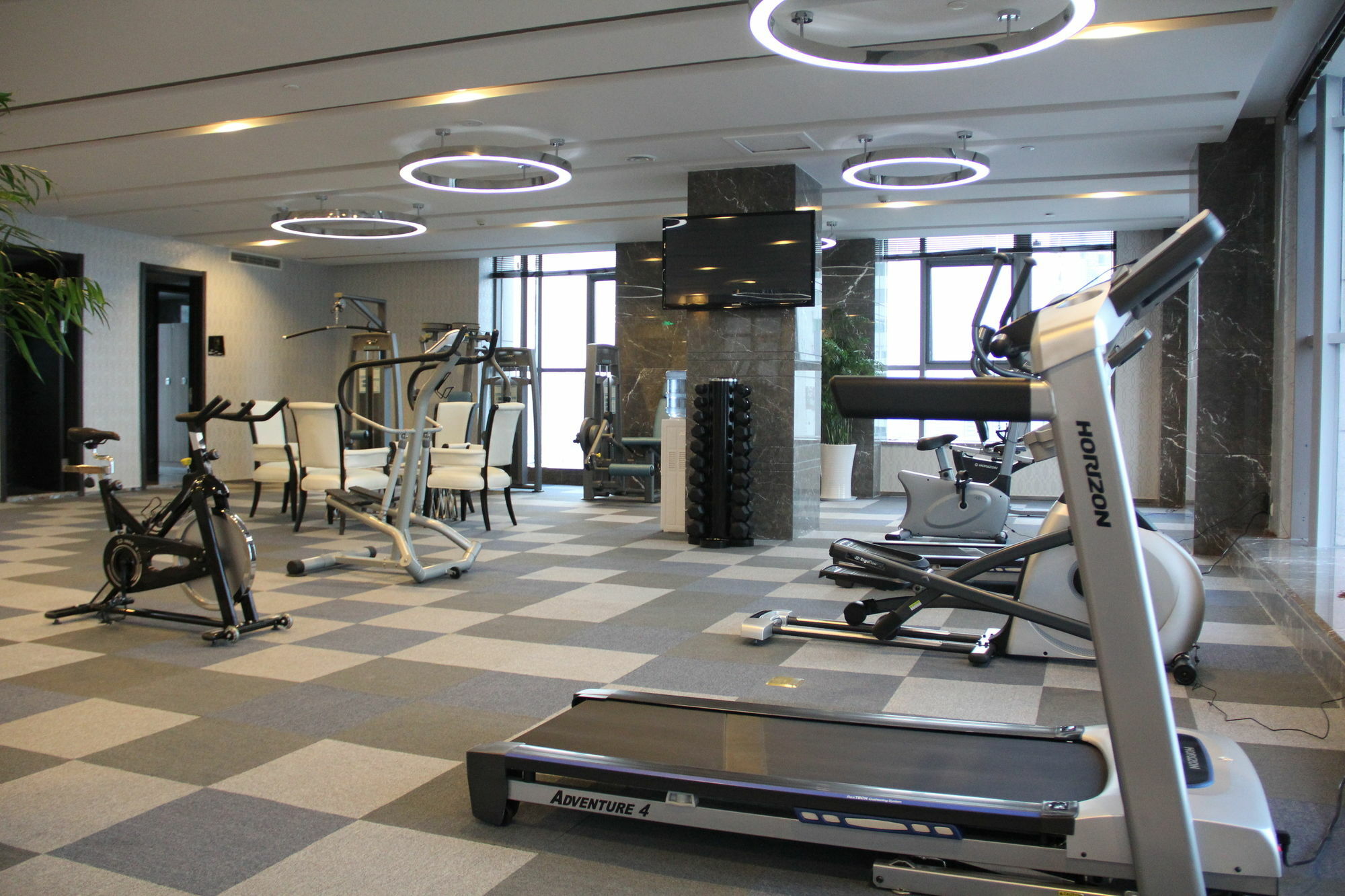Brigh Radiance Hotel Jentaj Kültér fotó