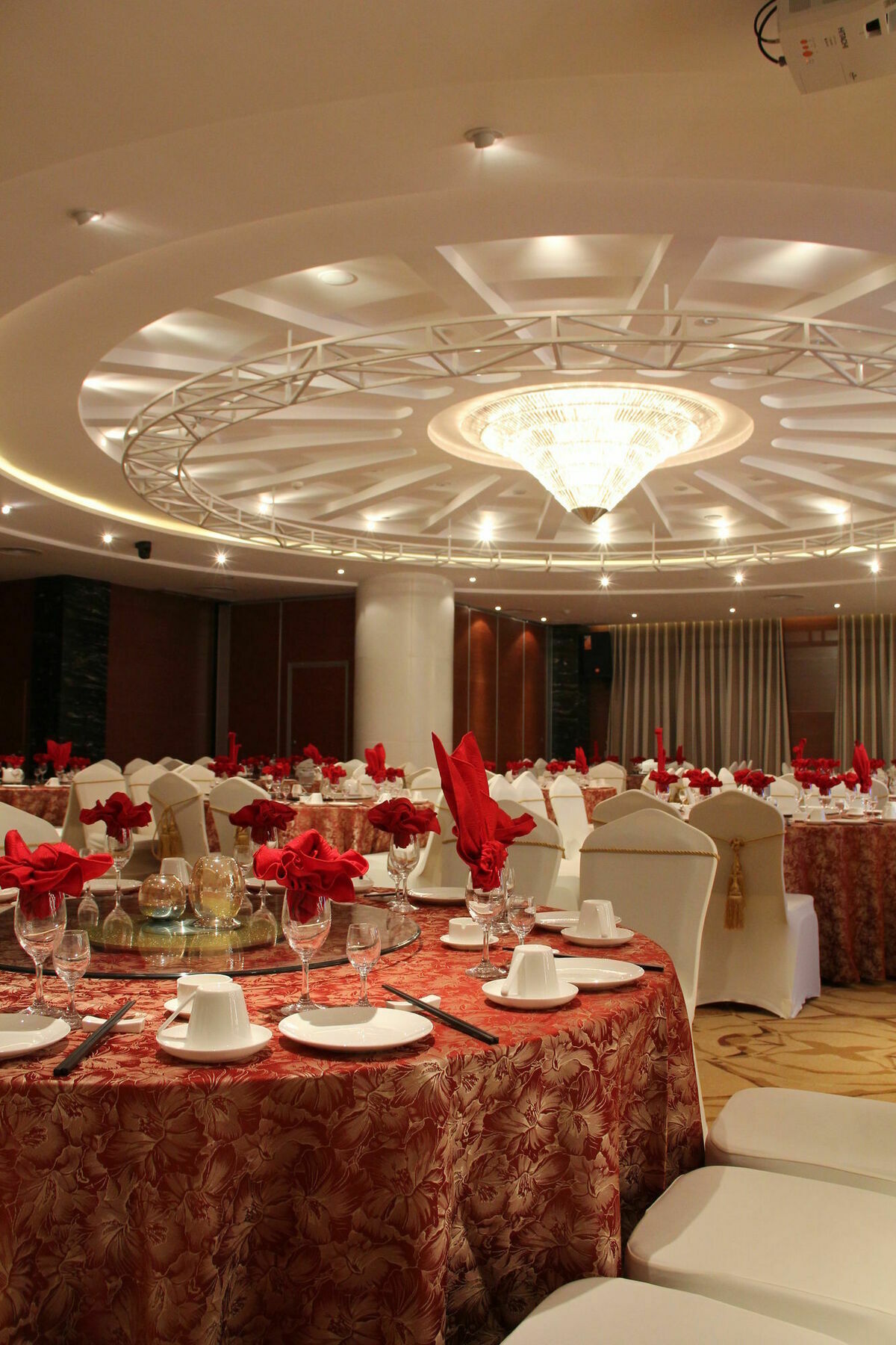 Brigh Radiance Hotel Jentaj Kültér fotó