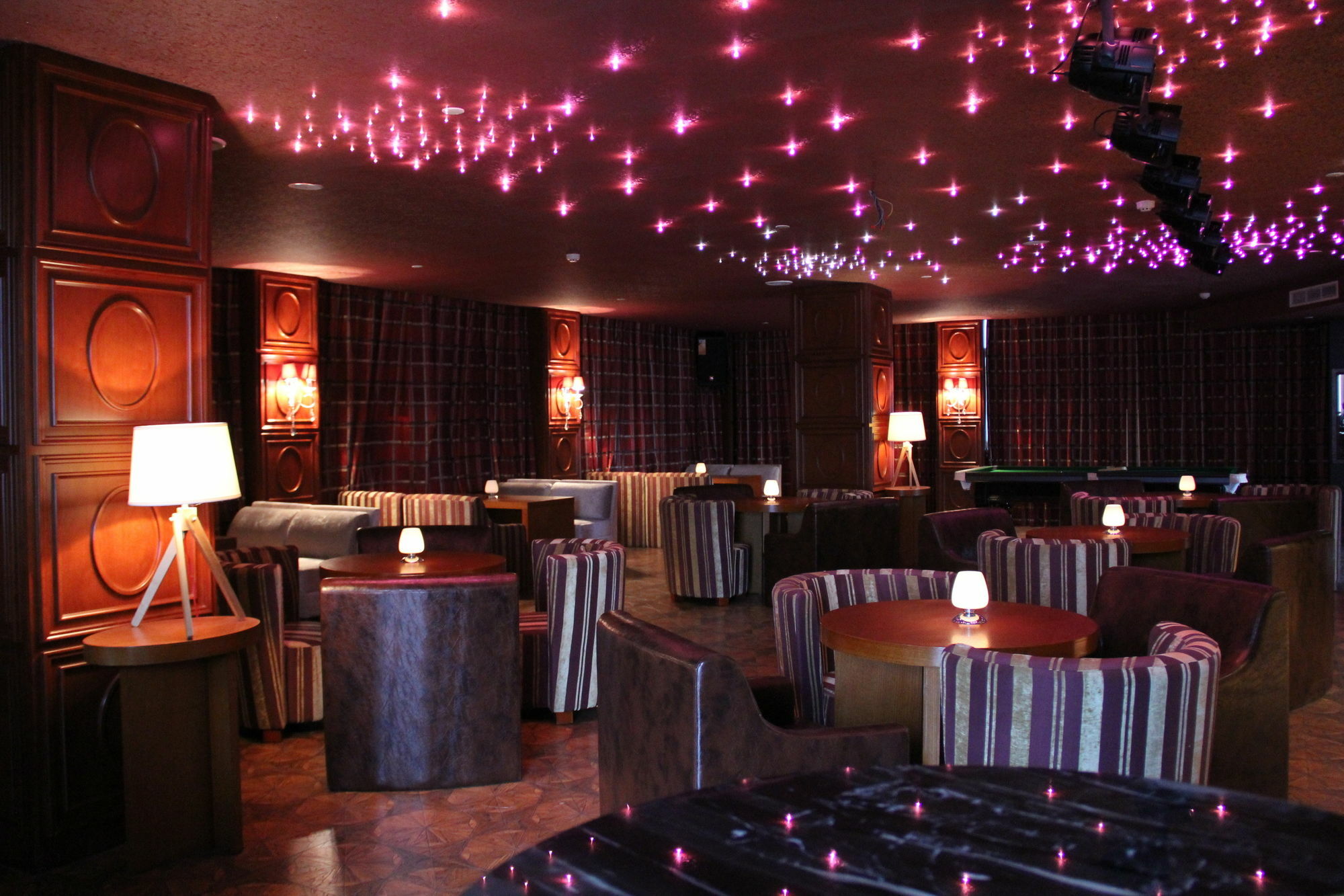Brigh Radiance Hotel Jentaj Kültér fotó